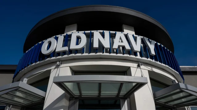 Gap Shares Dip as Old Navy’s Weak Performance Leads to Lowered Sales Outlook