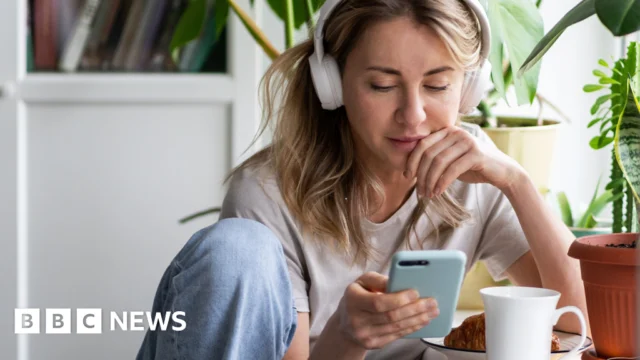 Why Spotify Has No Button to Filter Out AI Music