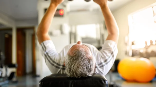 Expert on ‘Super Aging’ Discusses Science and Scams in Longevity