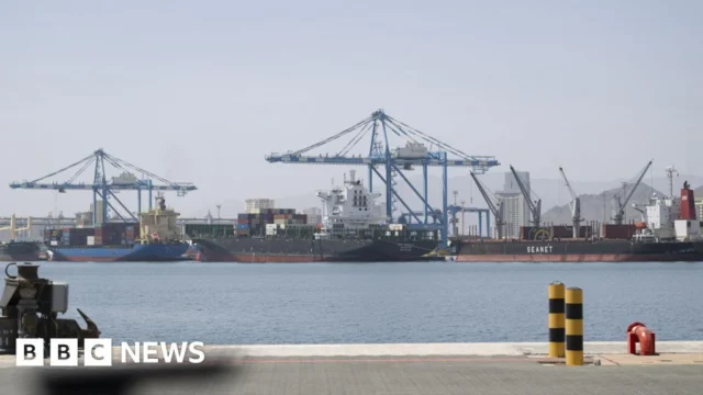 US Strikes Iranian Fast Boats Amidst Attacks on UAE Oil Facility