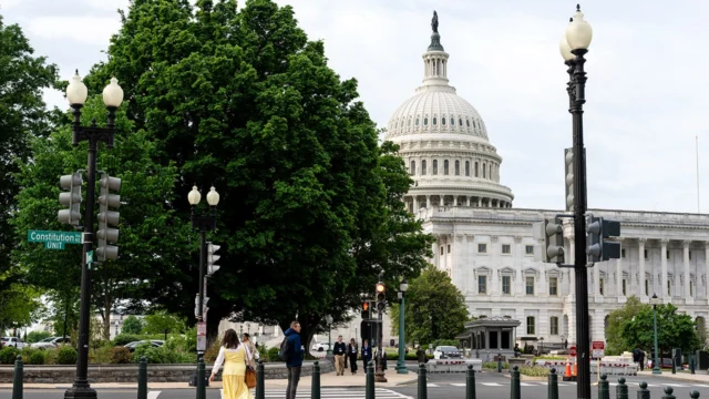US National Debt Exceeds Economy’s Size for First Time Since WWII