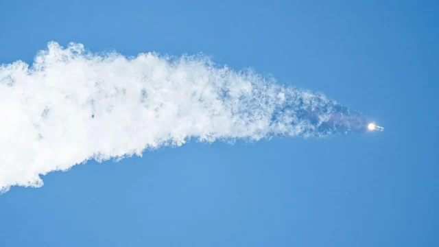 SpaceX’s Starship V3 Rocket Completes Test Flight Amidst IPO Buzz