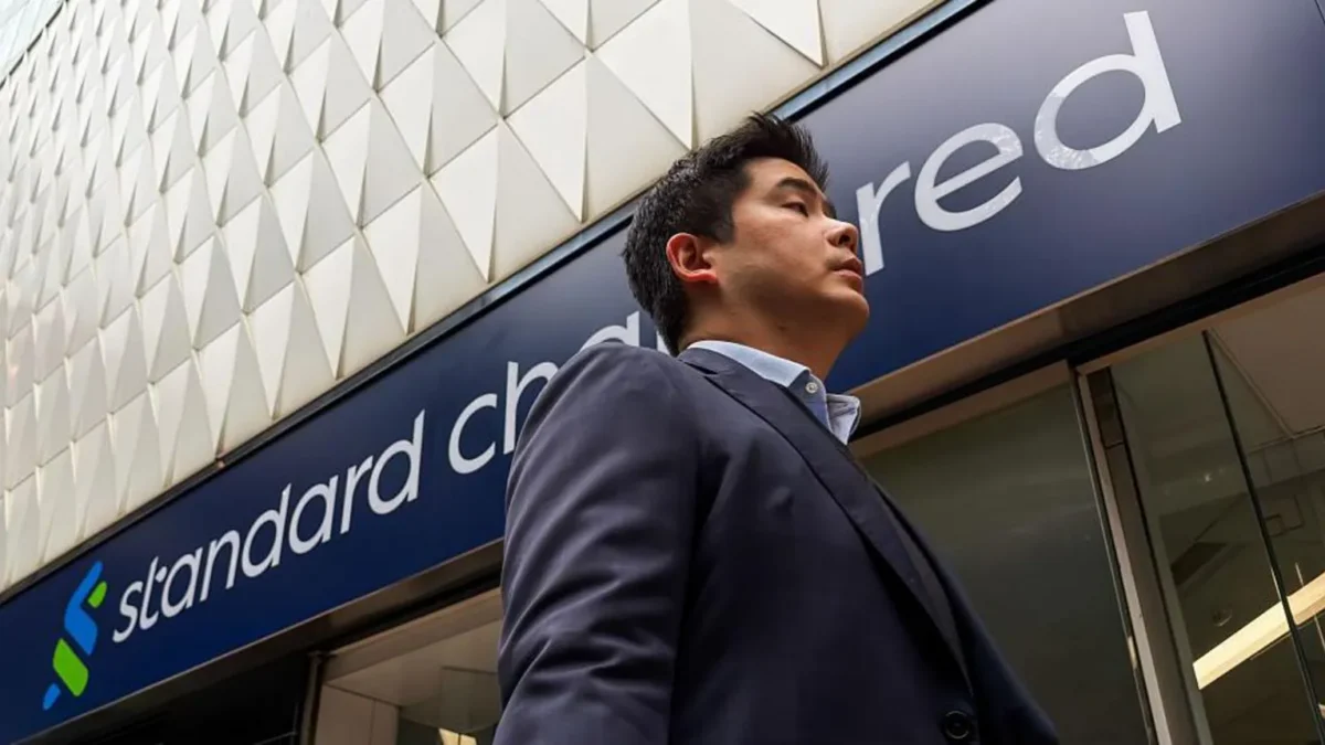 Standard Chartered is cutting thousands of jobs as it adopts more AI.