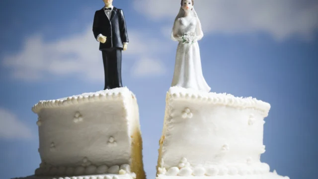 Educational Divide Reshapes American Marriage Market, Study Finds