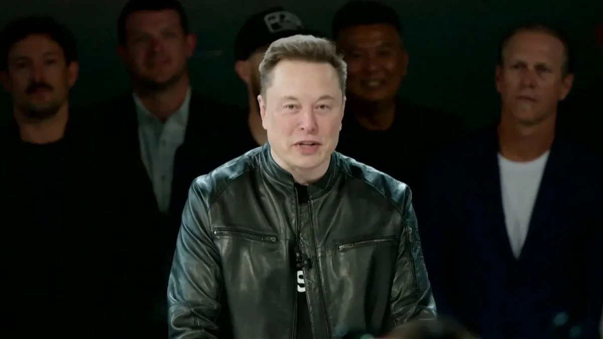 Elon Musk’s SpaceX stock debut propelled his wealth to record levels amid a surge in IPO enthusiasm.