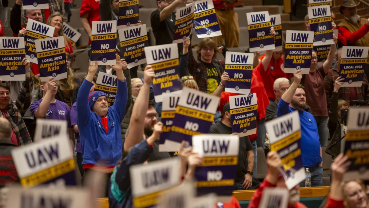 Members of the United Auto Workers rally for better wages as contract negotiations begin with Dauch Corp. in Three Rivers, Michigan, March 29, 2026.
