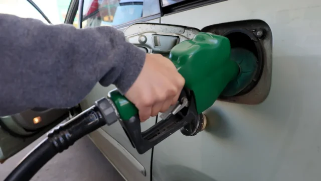 AAA Gas Price Tops $4 As Iran Conflict Persists, Prices Rise Again
