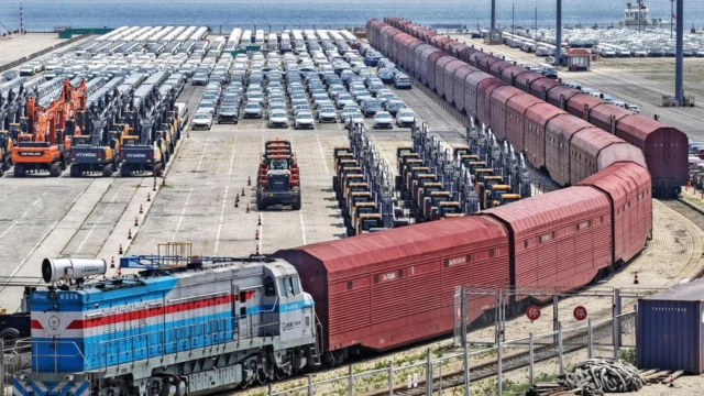 China Economy Grows 4.3% in Q2, Slowest Since Late 2022