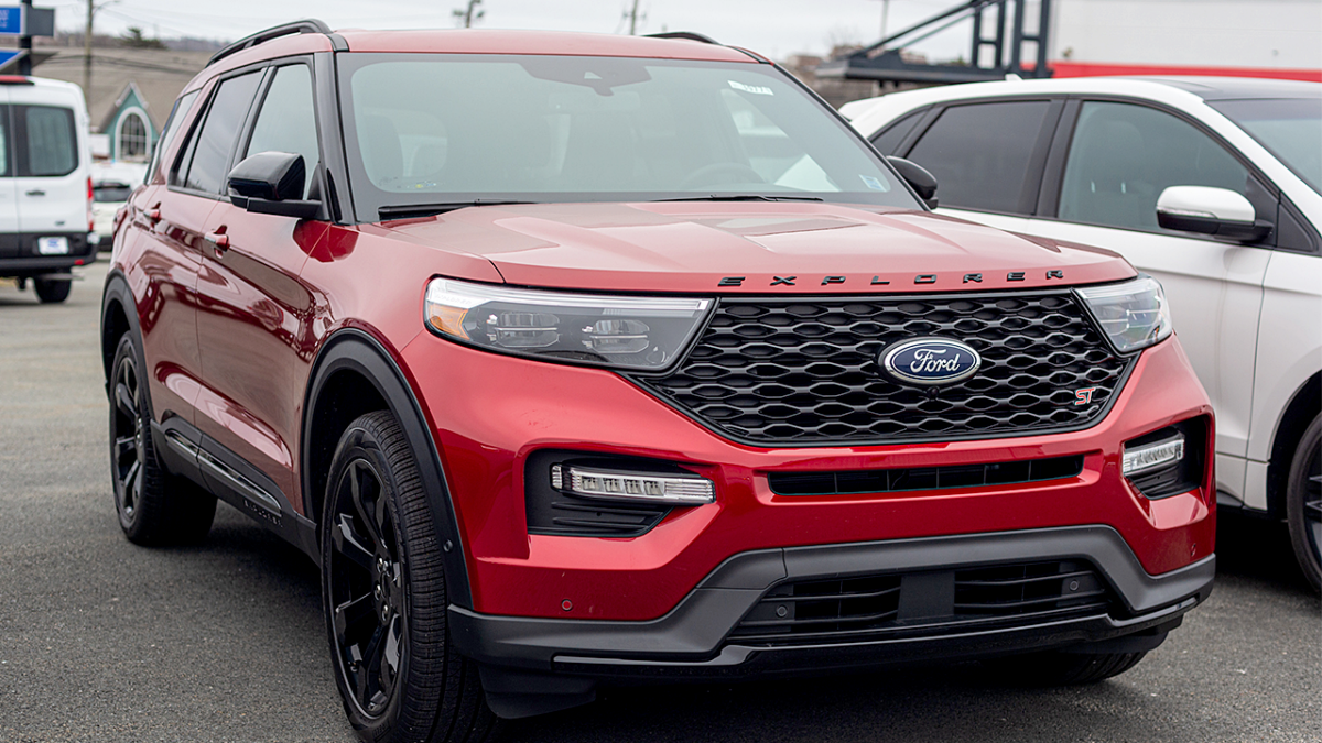 Ford and Lincoln SUVs are being recalled for a second-row seat mechanism defect that may move unexpectedly.