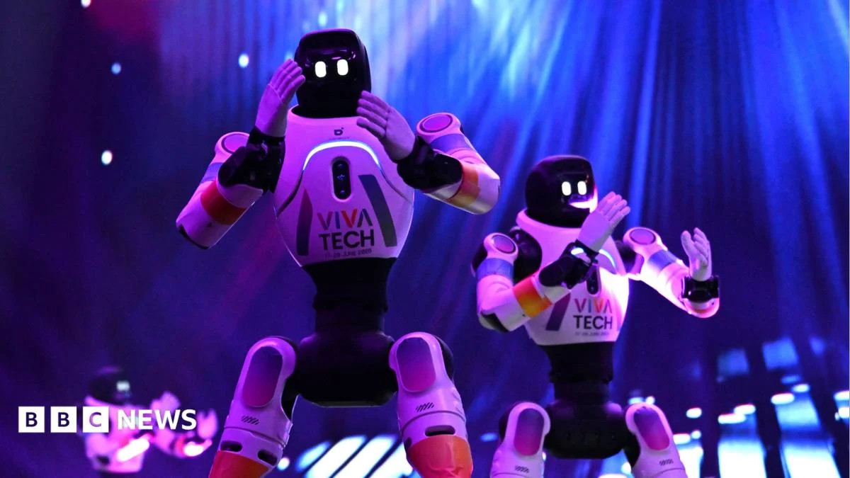 A robot in a hospital setting demonstrates how rental models support rapid tech adoption.